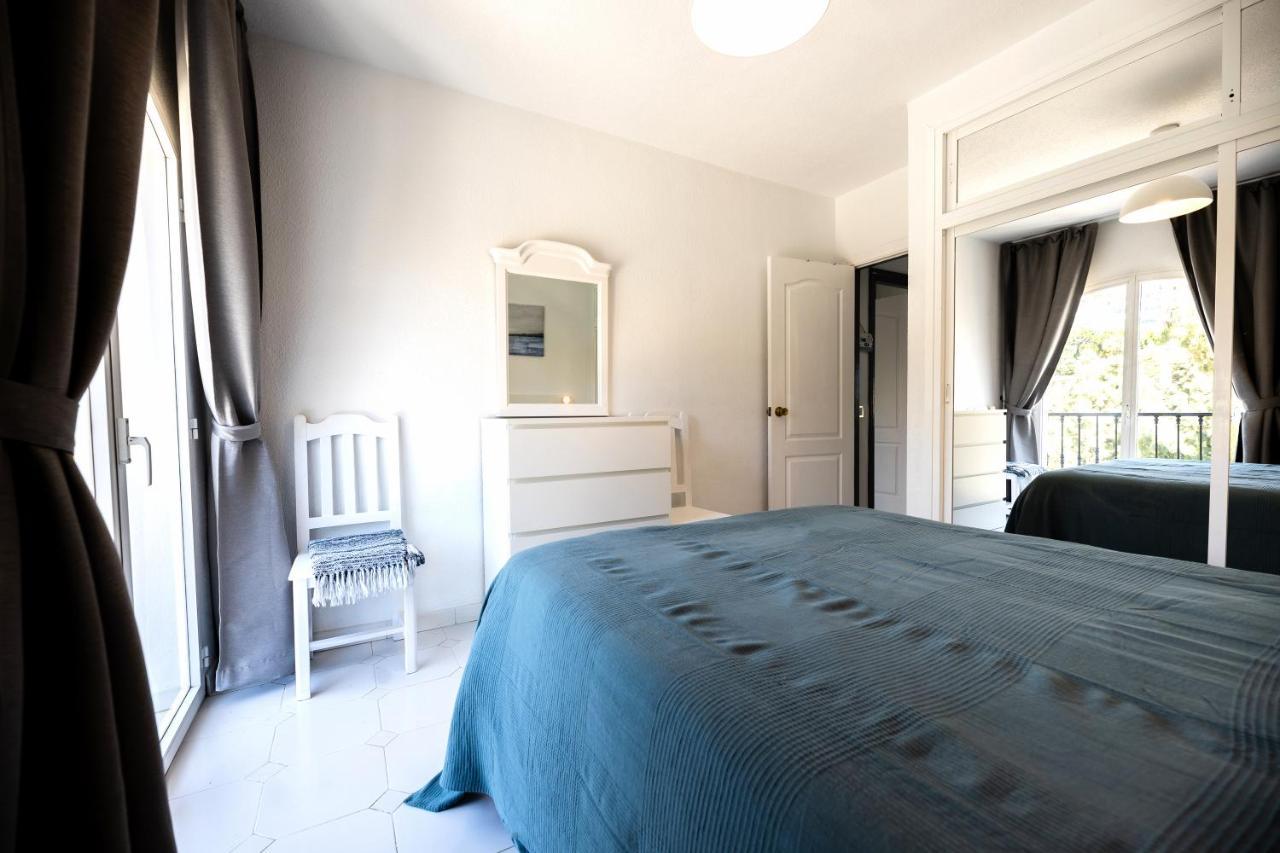 Spacious 2-Bedroom Apartment With Free Parking Sitio de Calahonda 외부 사진
