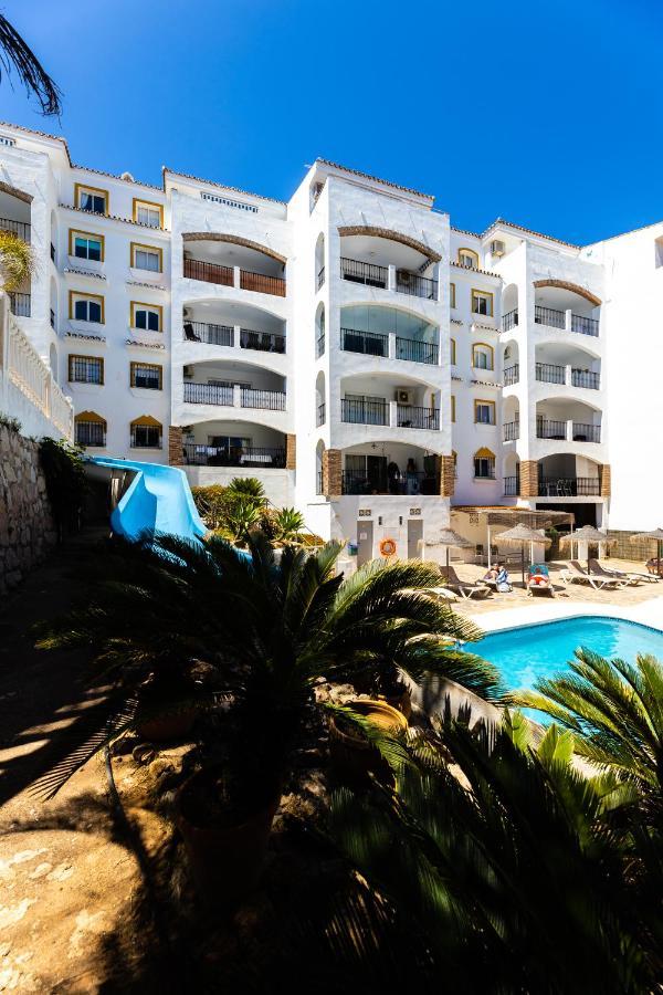 Spacious 2-Bedroom Apartment With Free Parking Sitio de Calahonda 외부 사진