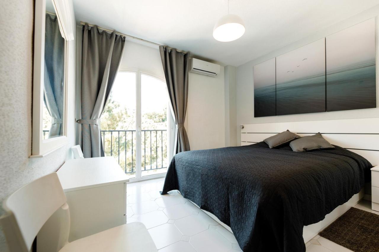 Spacious 2-Bedroom Apartment With Free Parking Sitio de Calahonda 외부 사진