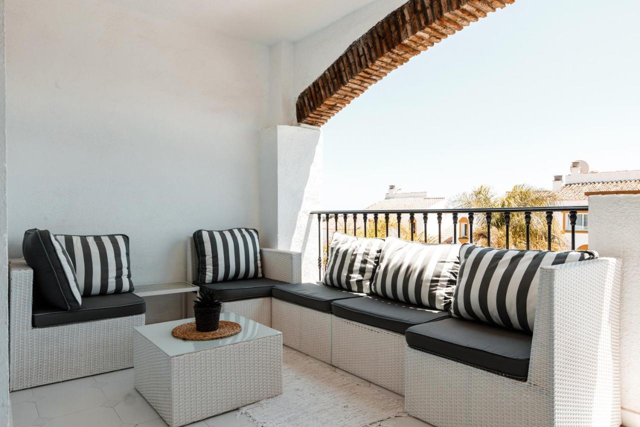 Spacious 2-Bedroom Apartment With Free Parking Sitio de Calahonda 외부 사진